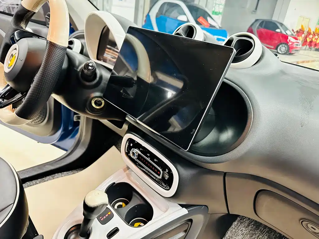 smart Forfour 2017 — фото 23