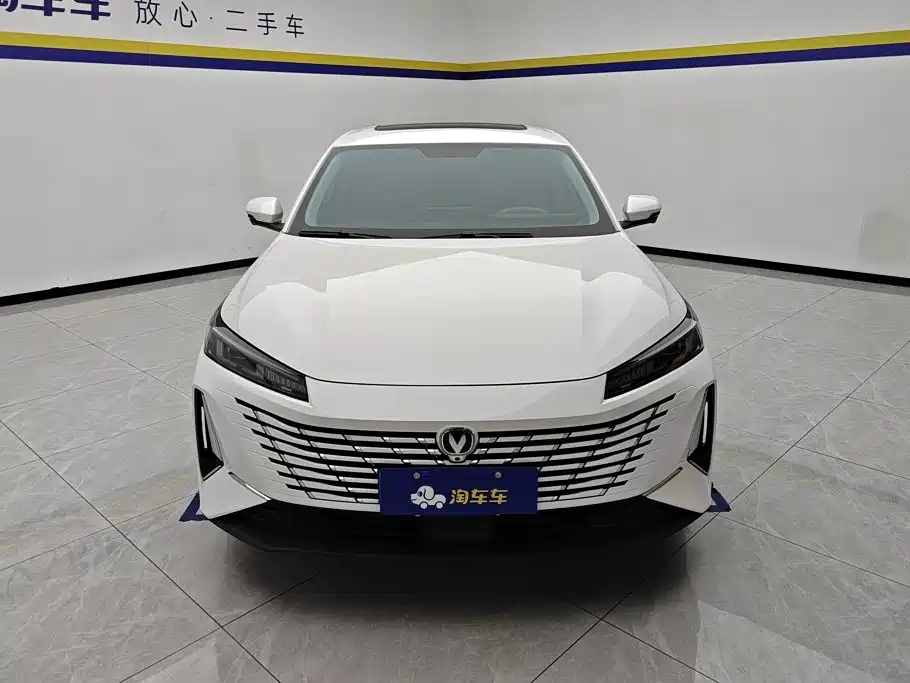 Changan Eado 2025 — фото 2