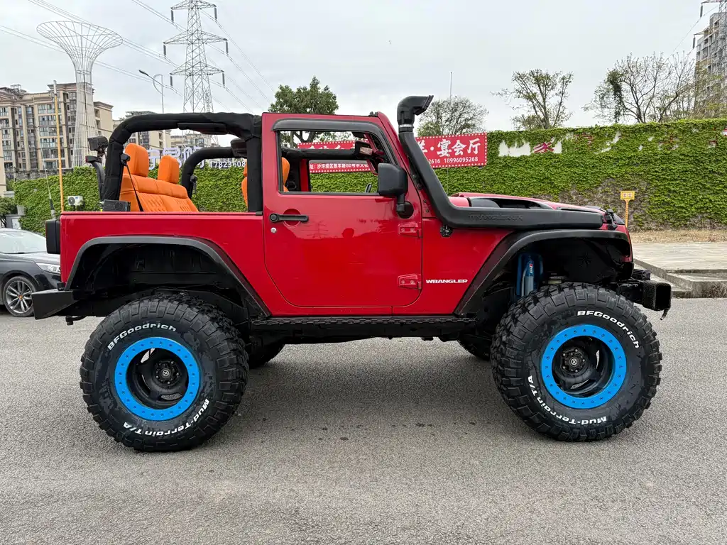 Jeep Wrangler 2013 — фото 13