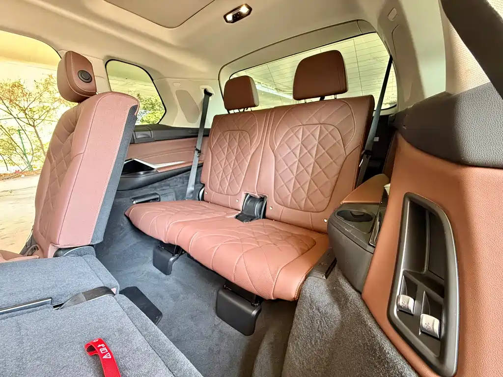BMW X7 2023 — фото 16