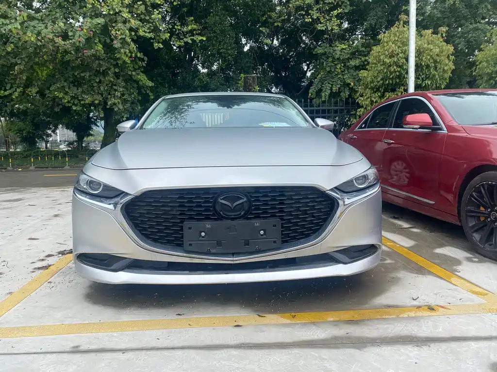 Mazda 3 Axela 2021