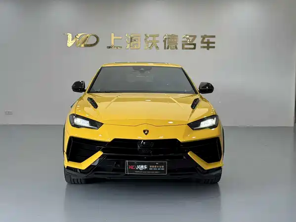 Lamborghini Urus 2023