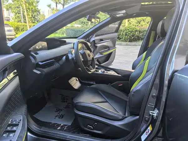 Changan UNI-V 2022