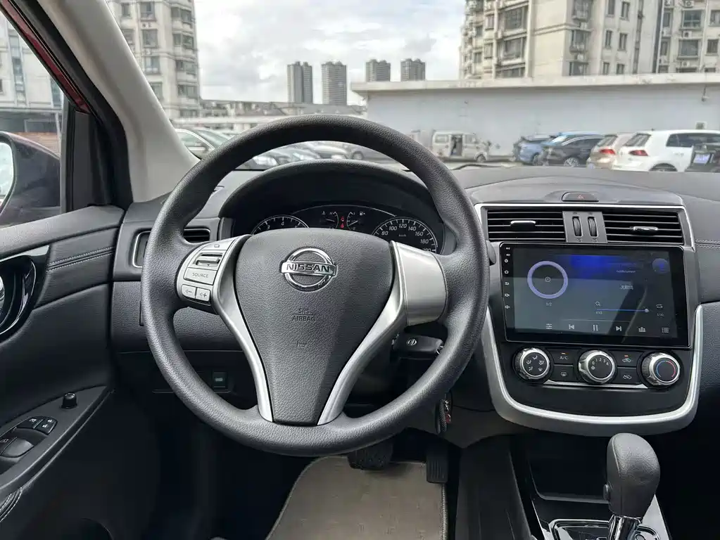 Nissan Tiida 2020 — фото 14