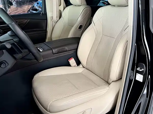 Toyota Alphard 2025
