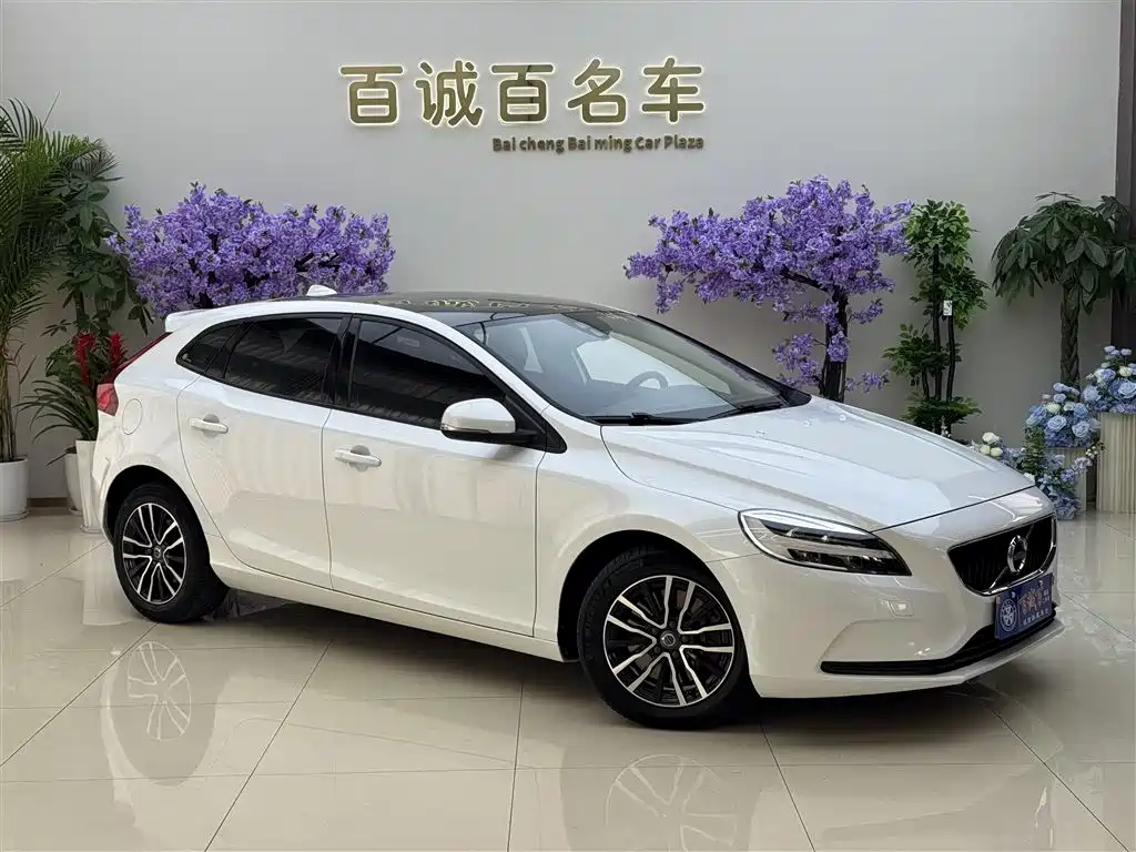 Volvo V40 2016 — фото 3