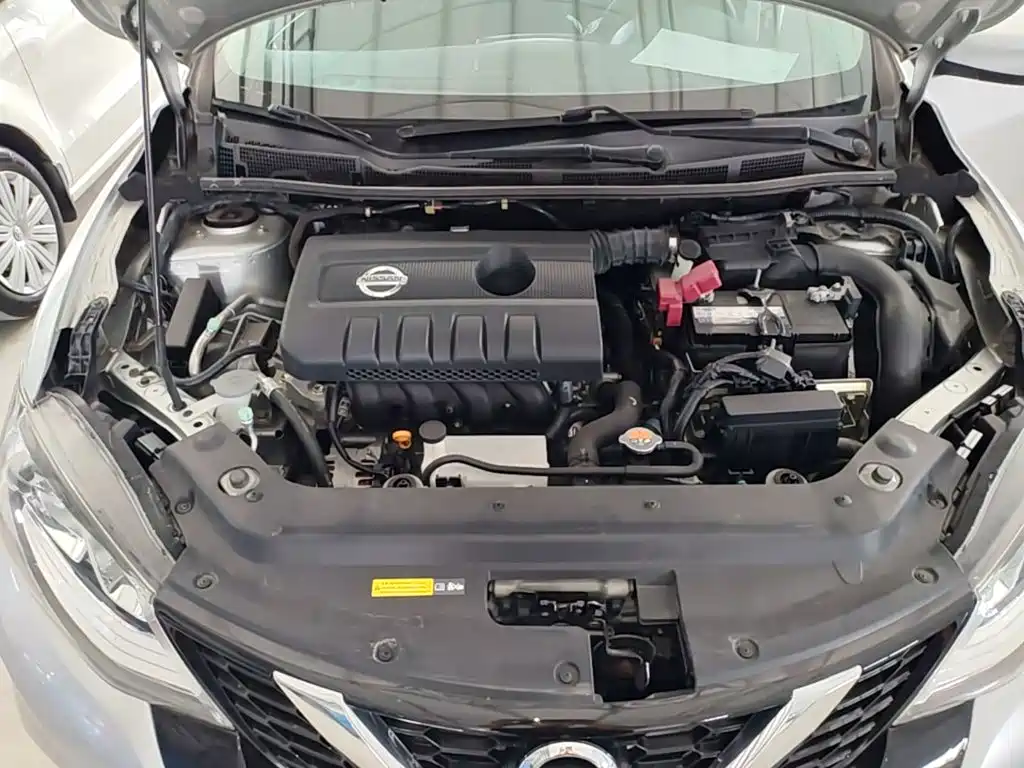 Nissan Tiida 2017 — фото 20