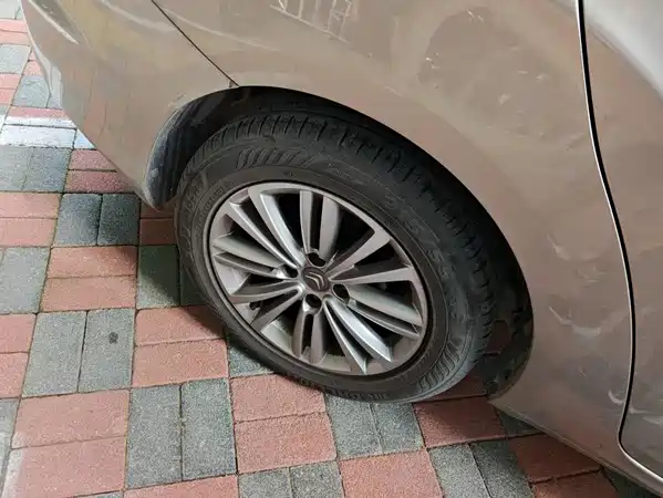 Citroën C4L 2016