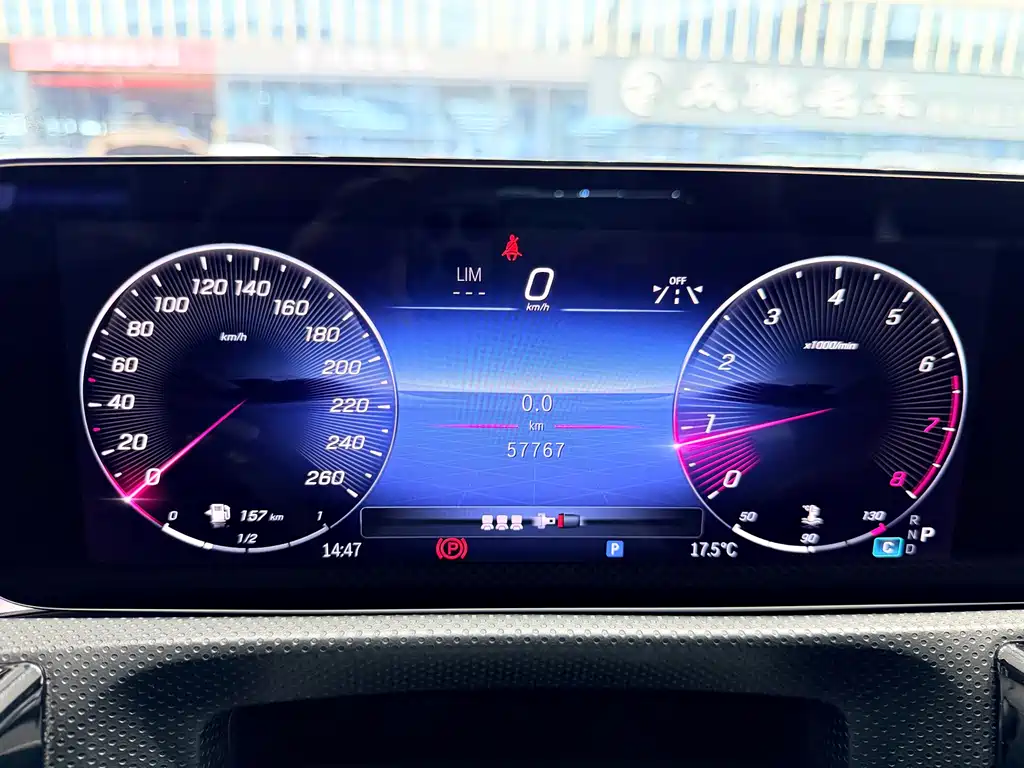 Mercedes-Benz A-Class 2023 — фото 9