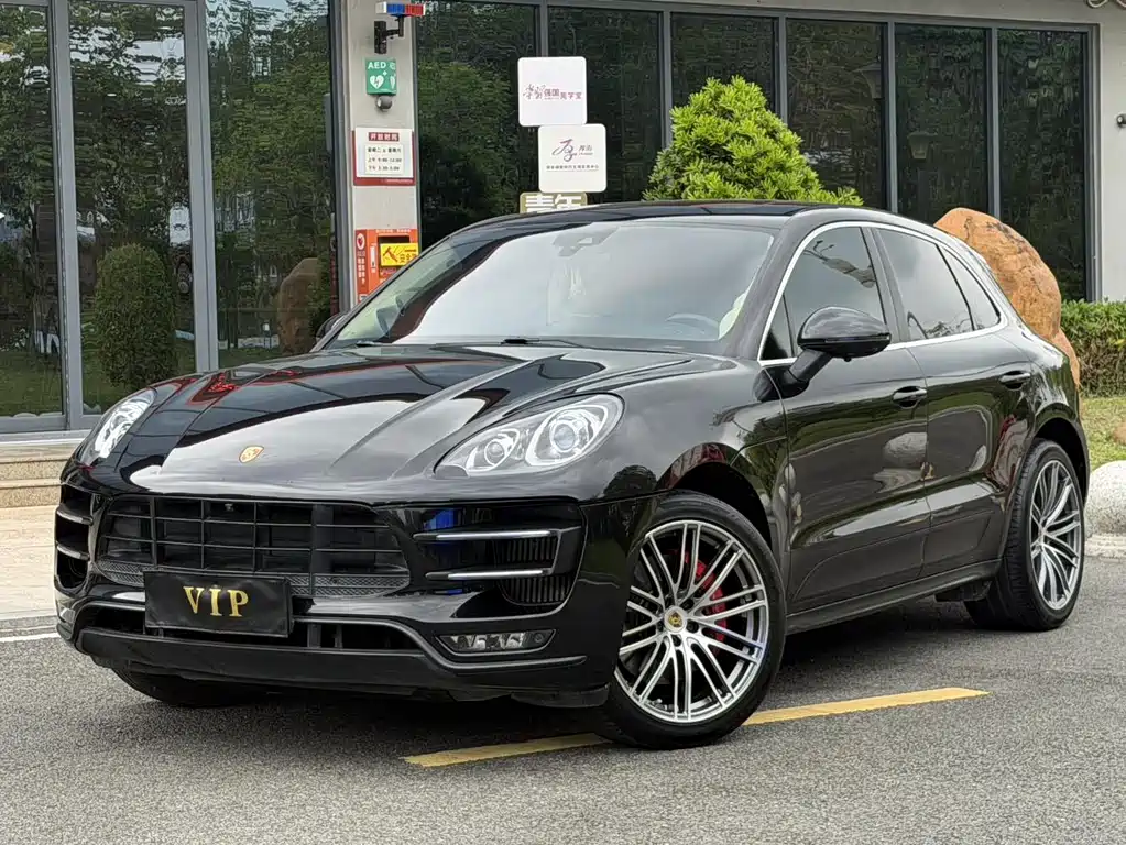 Porsche Macan 2016
