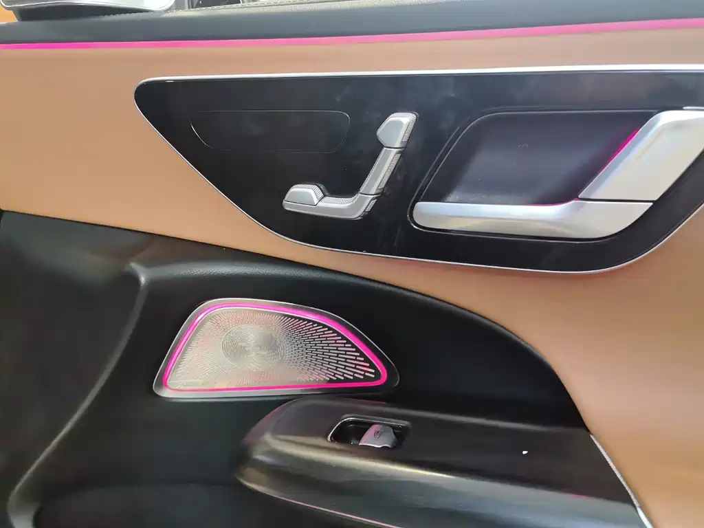 Mercedes-Benz E-Class 2025