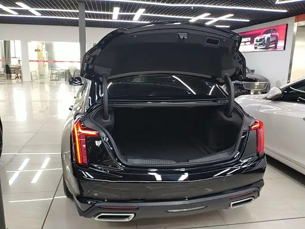 Cadillac CT5 2023 — фото 19