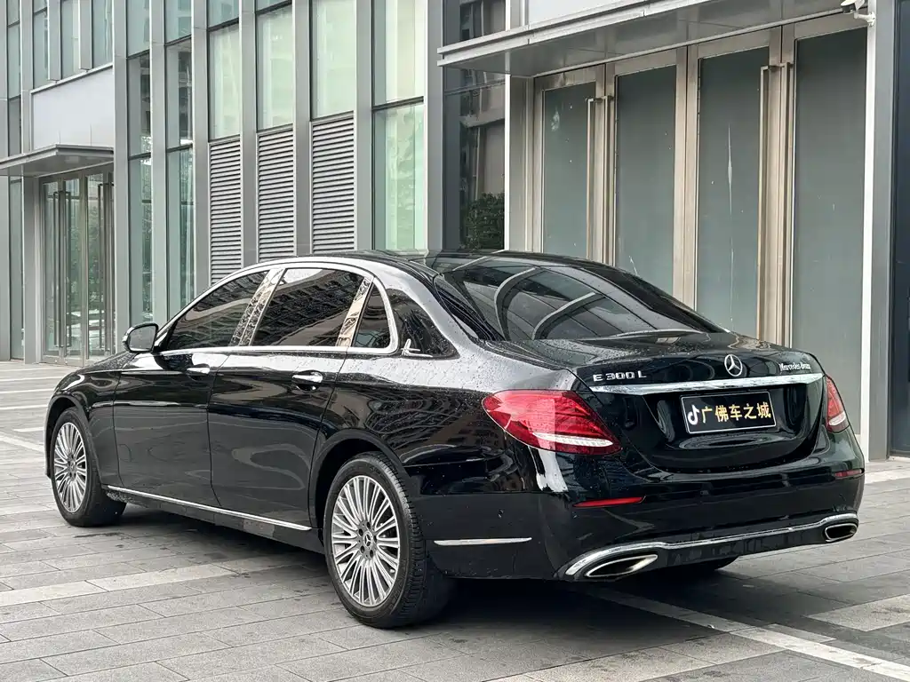Mercedes-Benz E-Class 2020 — фото 4