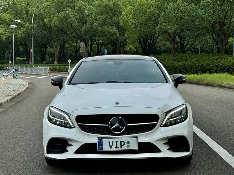 Mercedes-Benz C-Class 2023 — фото 2