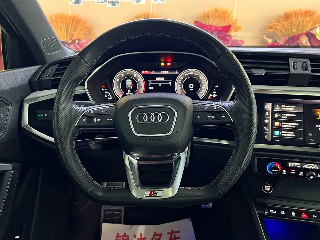 Audi Q3 Sportback 2024 — фото 13