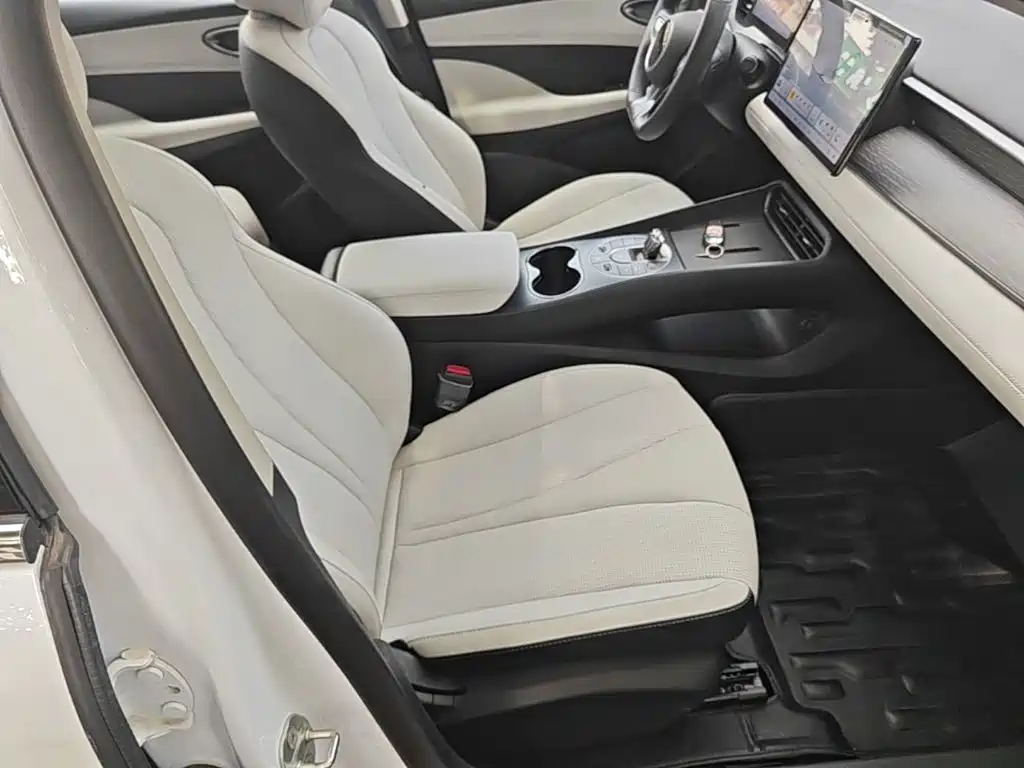 BYD Seal 05 DM-i 2025 — фото 25