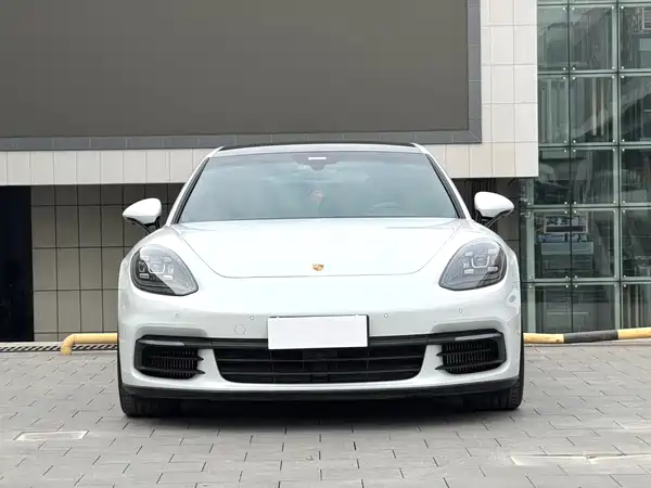 Porsche Panamera 2020