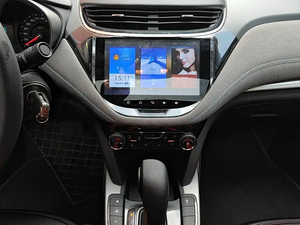 Chevrolet Malibu 2016 — фото 13