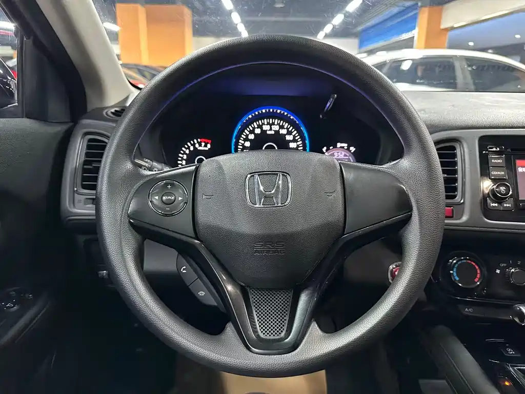 Honda Vezel 2016 — фото 10