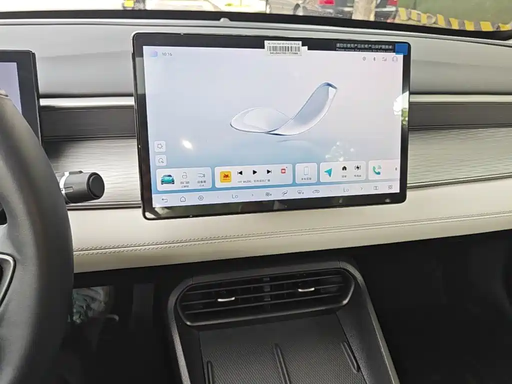 BYD Seal 05 DM-i 2025 — фото 13