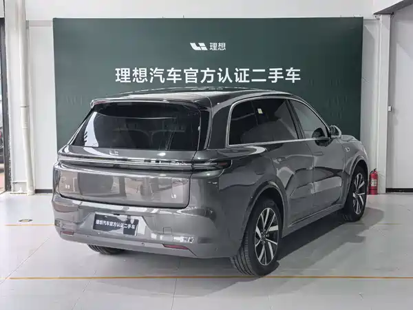 Li Auto L8 2023