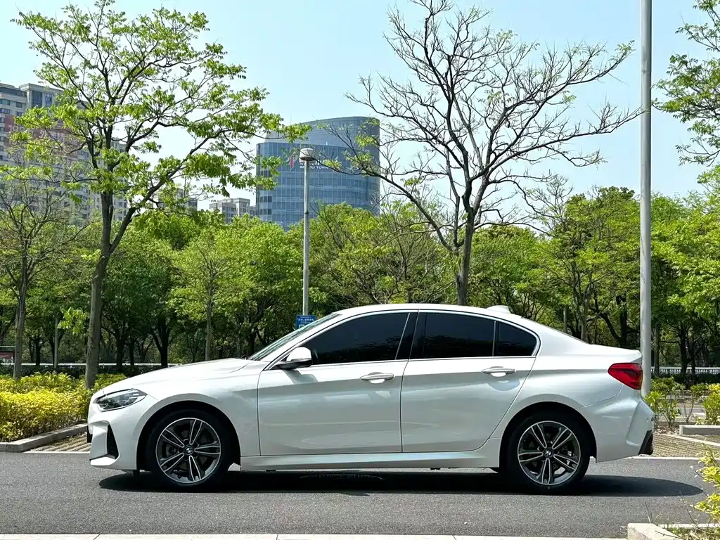 BMW 1 Series 2023