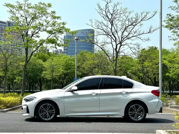 BMW 1 Series 2023