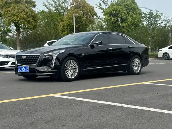 Cadillac CT6 2022