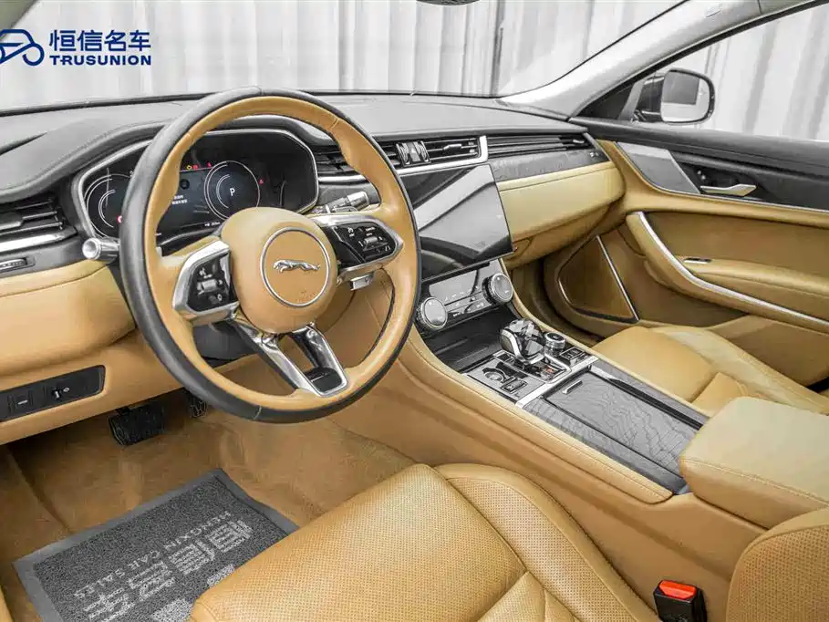 Jaguar XFL 2023 — фото 12