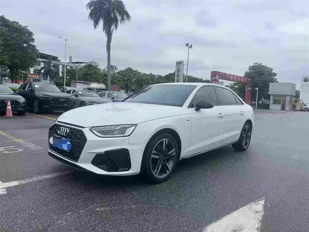 Audi A4L 2023 — фото 1