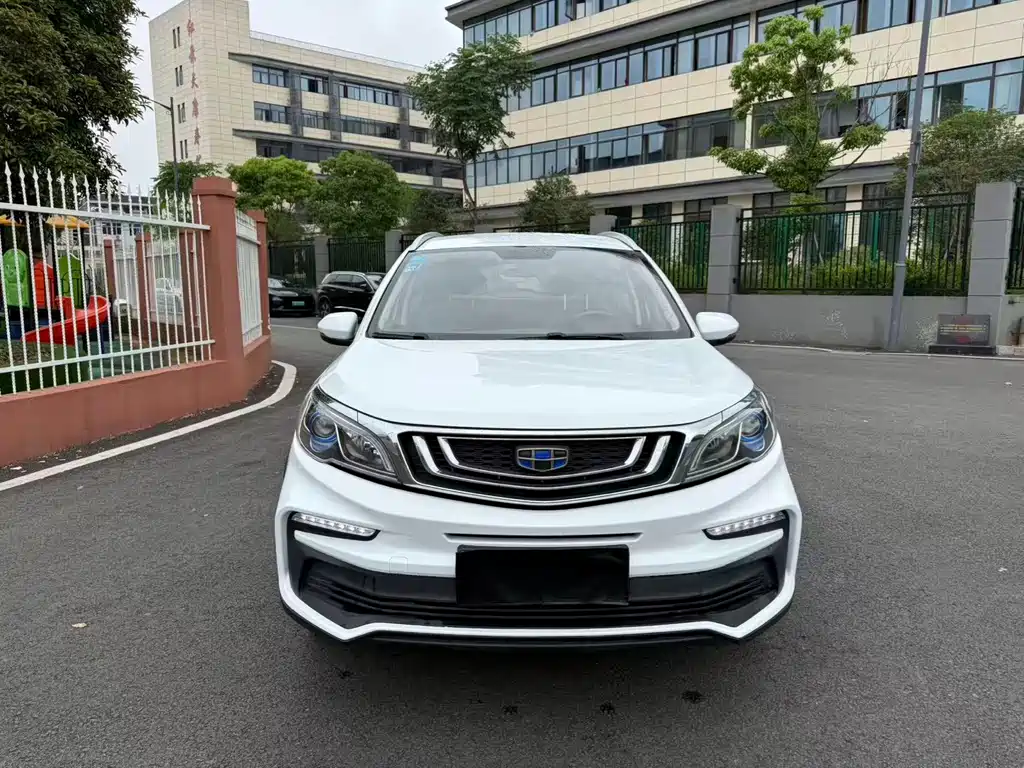 Geely Vision X3 2020 — фото 3