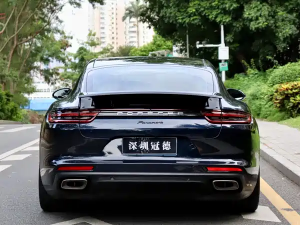 Porsche Panamera 2019