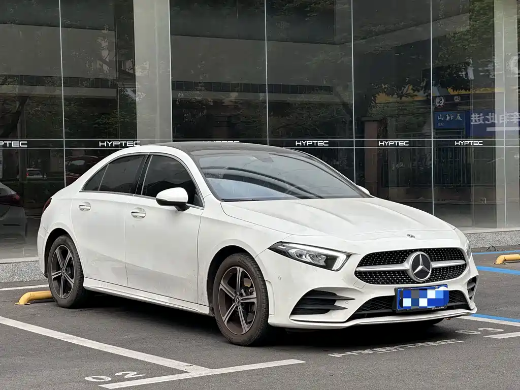 Mercedes-Benz A-Class 2022 — фото 3