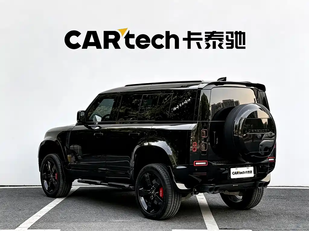 Land Rover Defender 2025 — фото 31