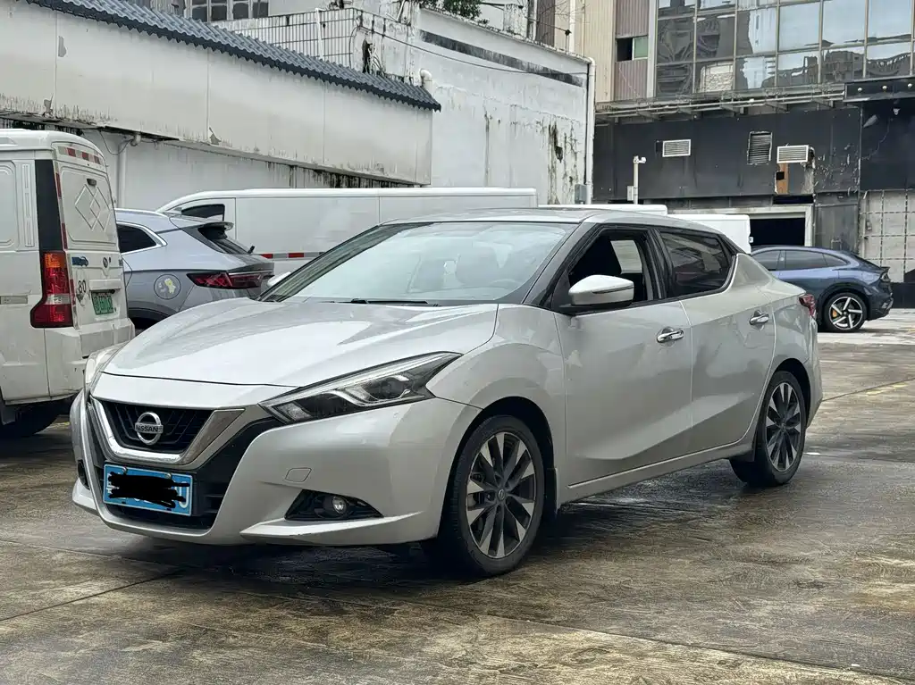 Nissan Bluebird 2016 — фото 1
