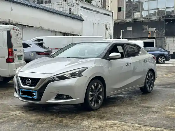 Nissan Bluebird 2016