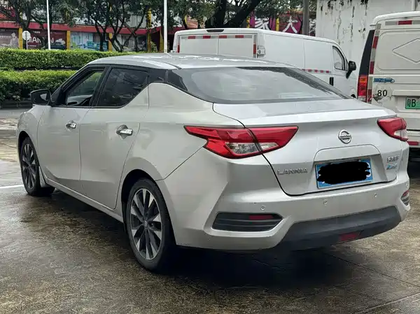 Nissan Bluebird 2016