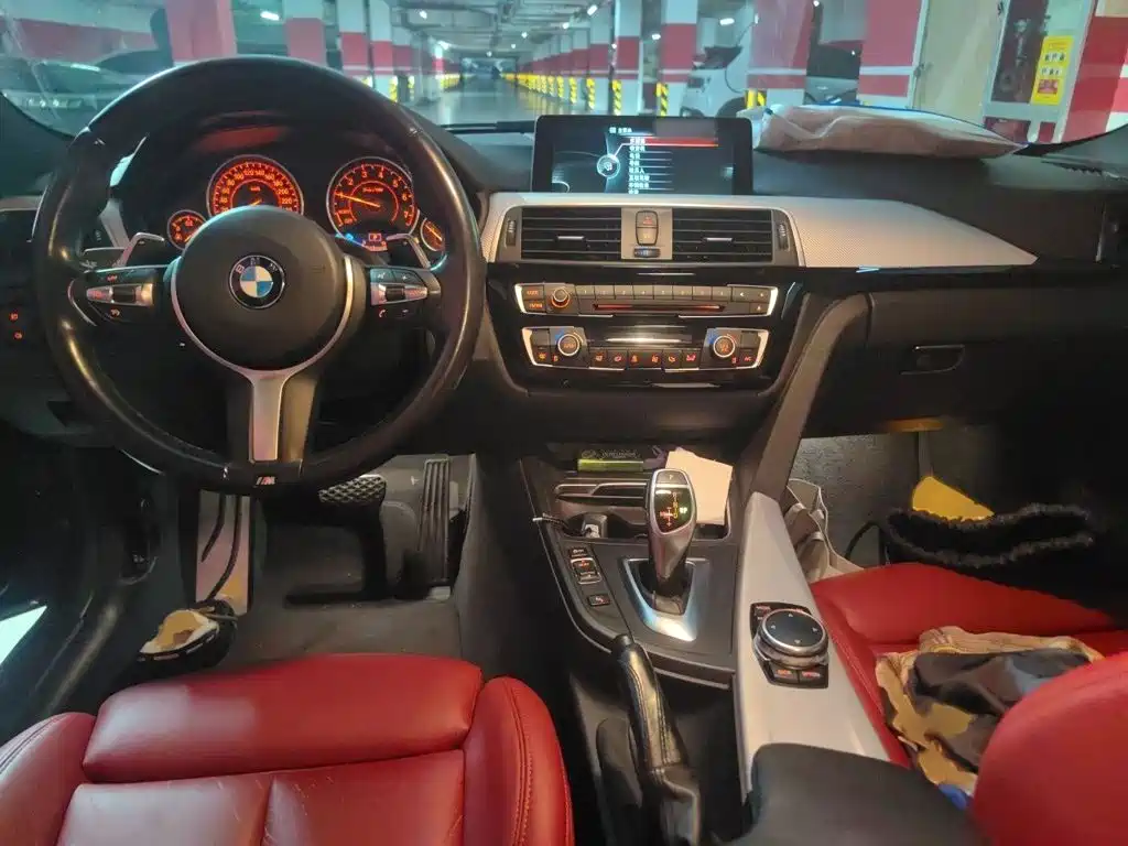 BMW 3 Series 2016 — фото 13