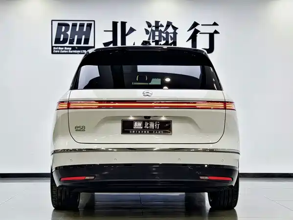 NIO ES8 2026
