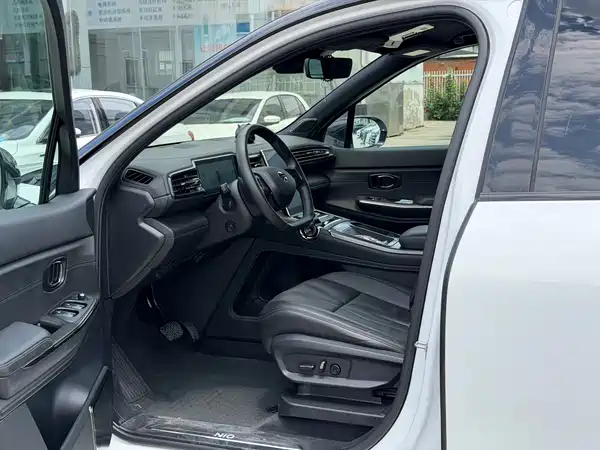 NIO ES8 2020
