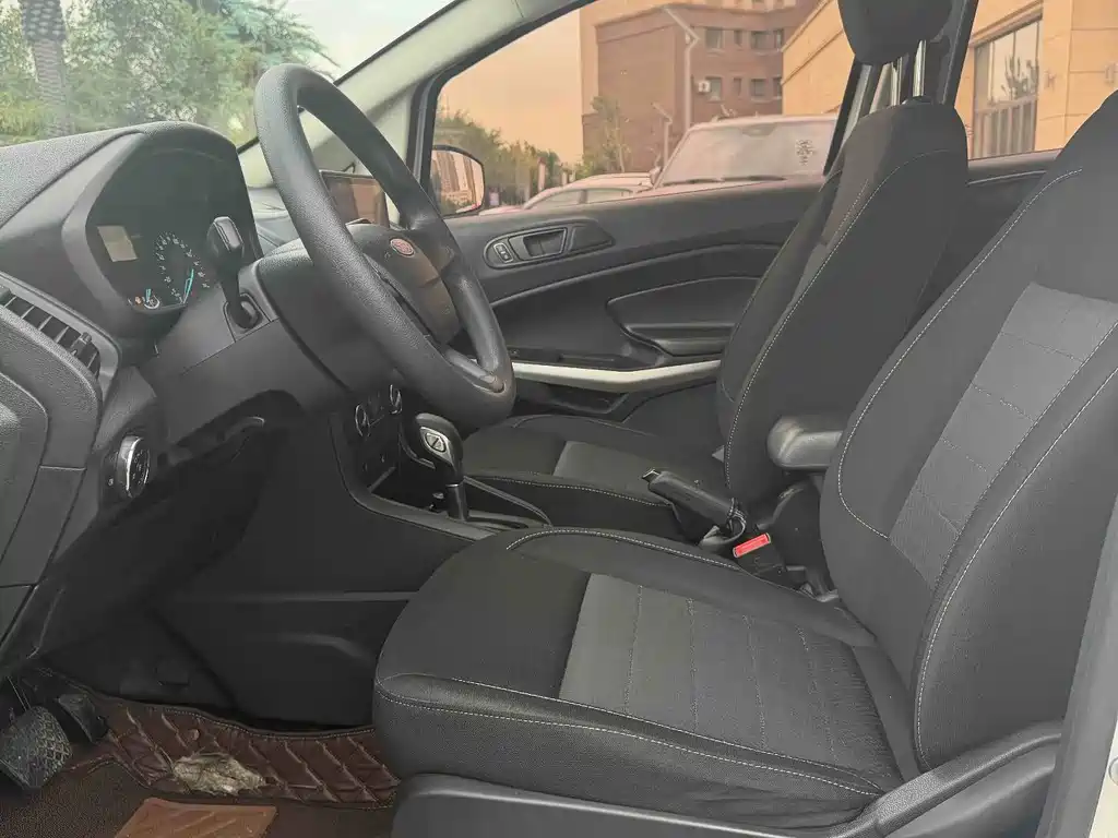 Ford EcoSport 2019 — фото 4