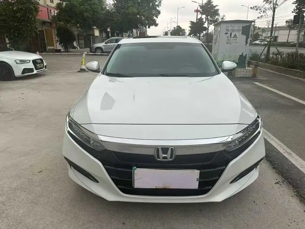 Honda Accord 2020 — фото 2