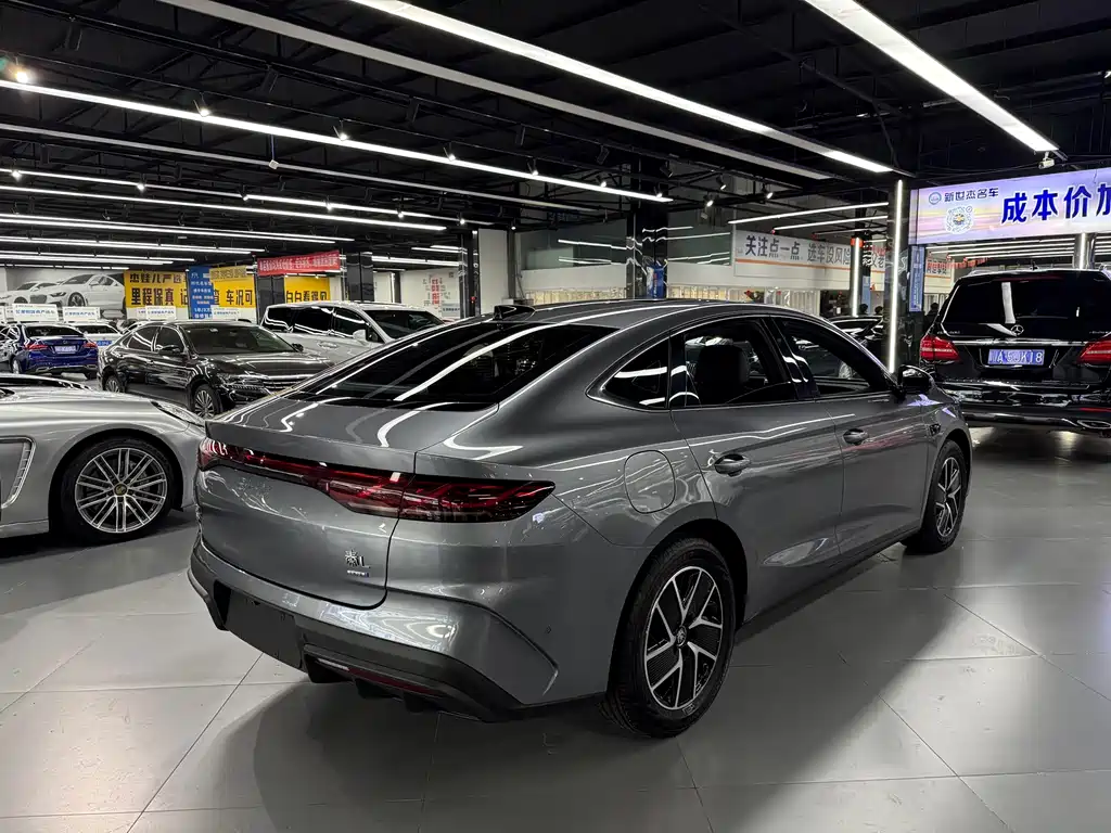 BYD Qin L 2025 — фото 13
