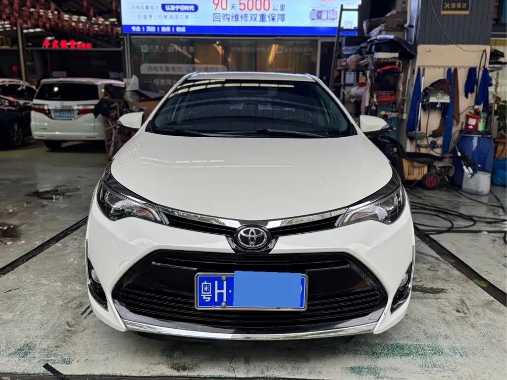Toyota Levin 2017 — фото 1