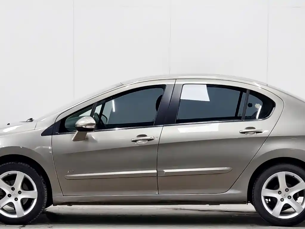 Peugeot 408 2014 — фото 7