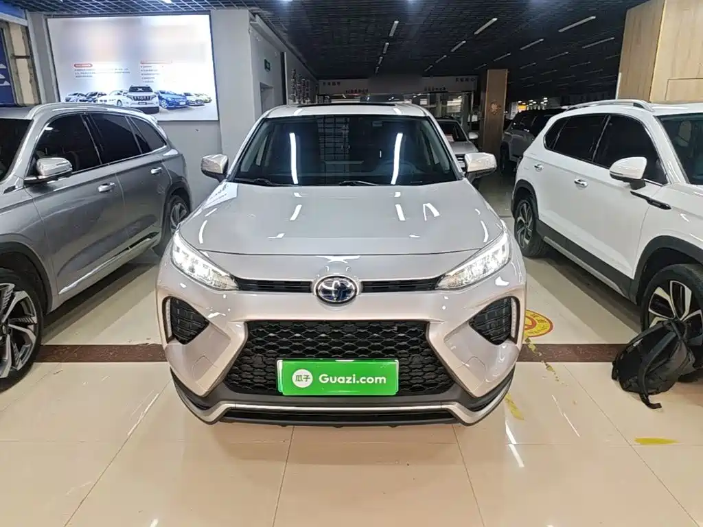 Toyota Wildlander New Energy 2022 — фото 3