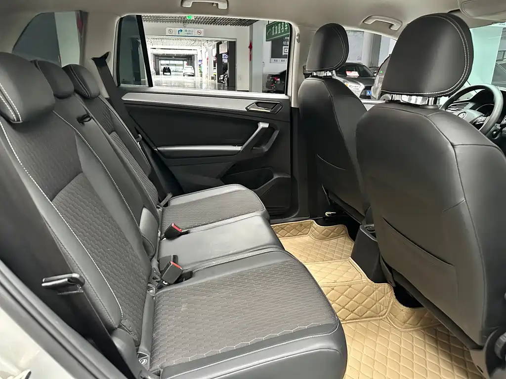 Volkswagen Tiguan L 2019 — фото 10