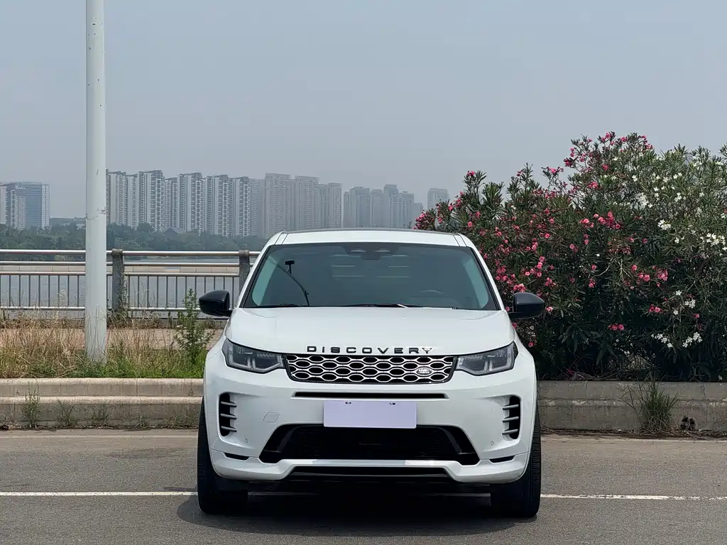 Land Rover Discovery Sport 2024 — фото 17