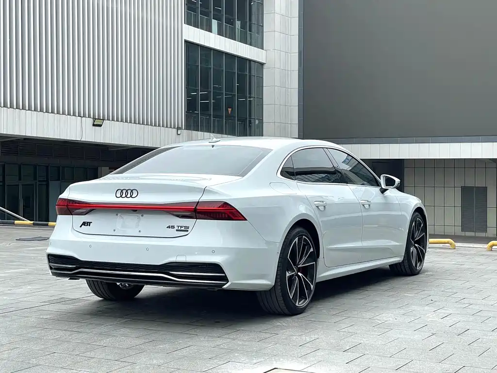 Audi A7L 2024 — фото 6