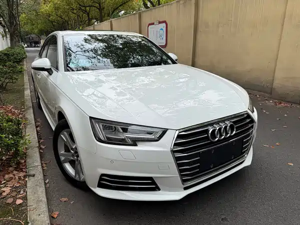 Audi A4L 2018